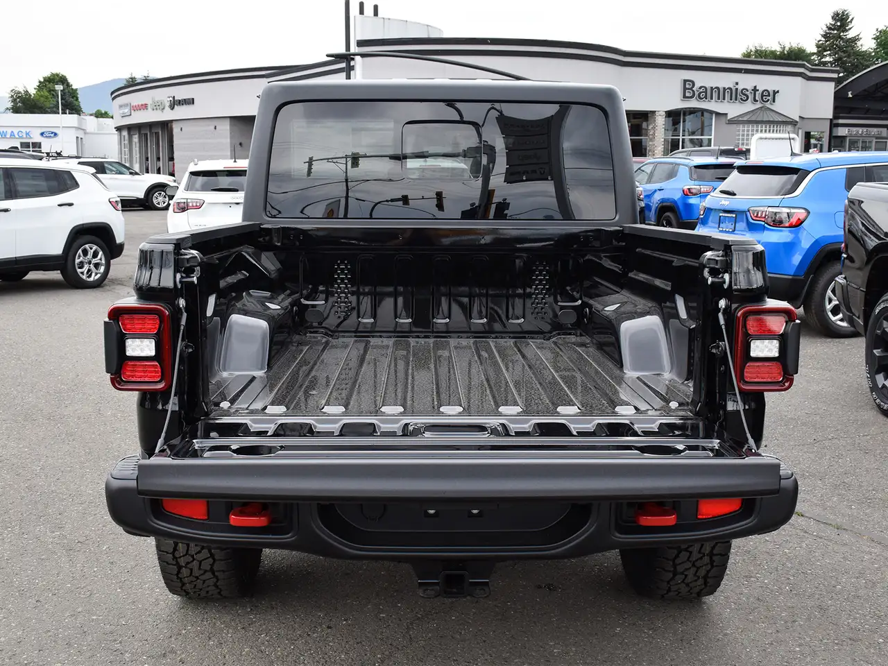 Jeep Gladiator снимка Jeep Gladiator