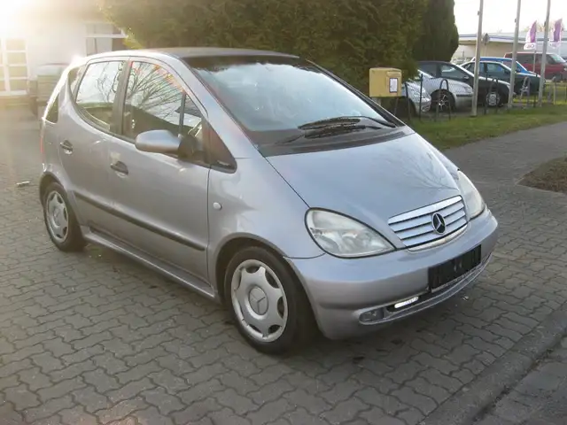 Mercedes-Benz A 160