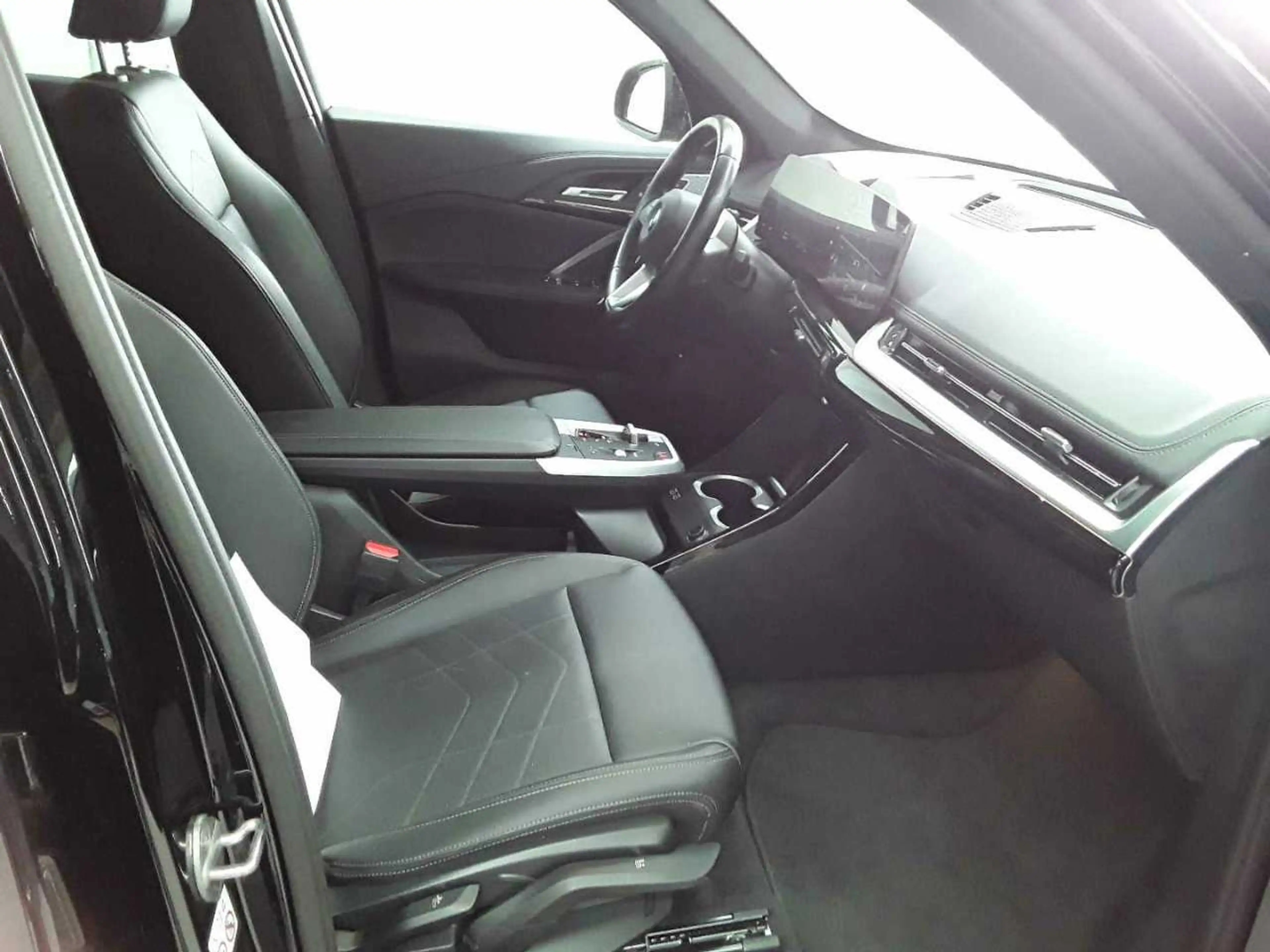 BMW iX1 iX1 xDrive30 xLine Pano H&K Leder Navi — photo 8