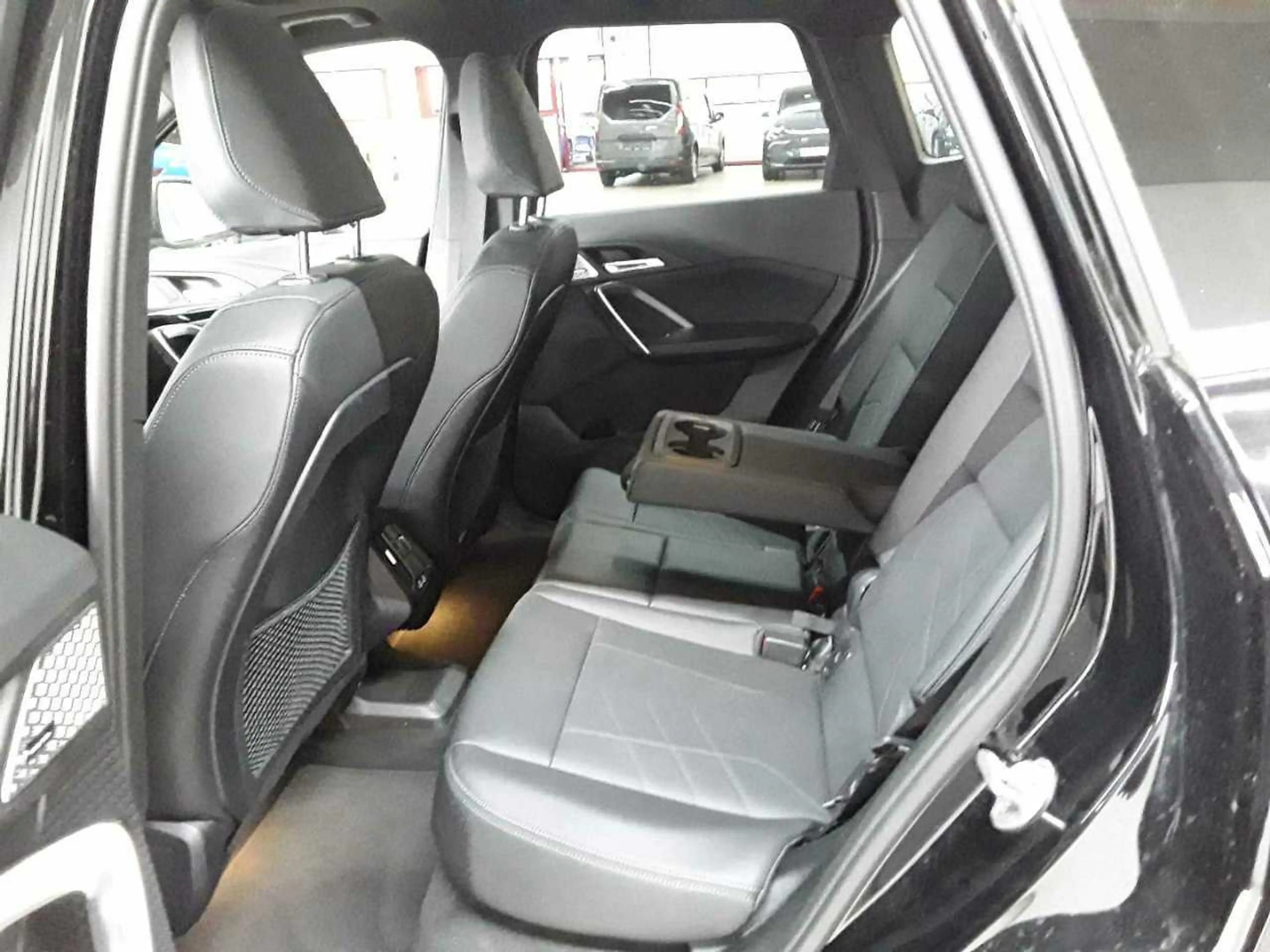 BMW iX1 iX1 xDrive30 xLine Pano H&K Leder Navi — photo 13