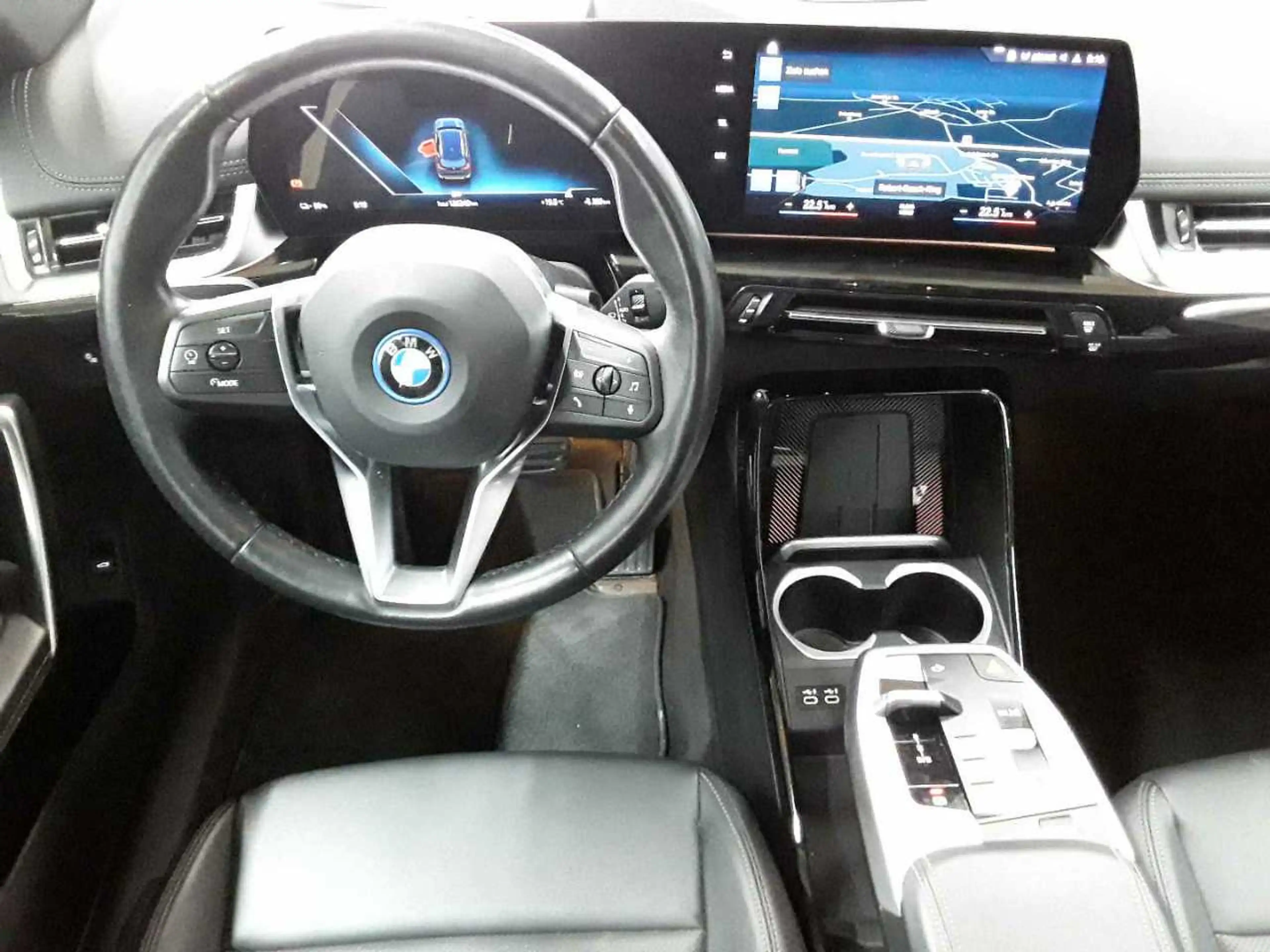 BMW iX1 iX1 xDrive30 xLine Pano H&K Leder Navi — photo 10