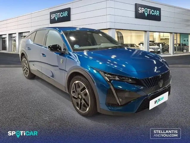 Peugeot 408 view 3