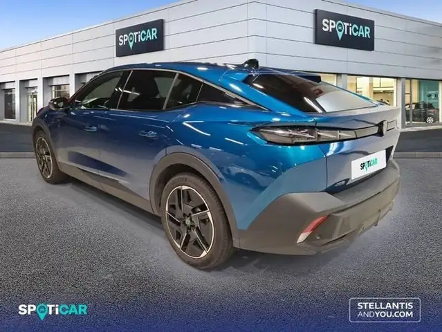 Peugeot 408 view 5