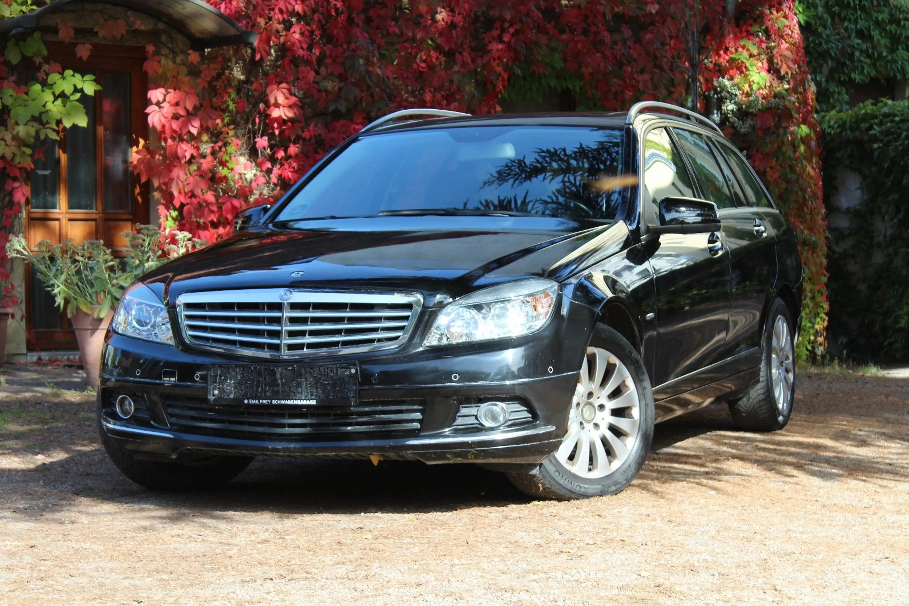 Mercedes-Benz C 180 T-Modell CGI BlueEfficiency*TÜV 04/2027*