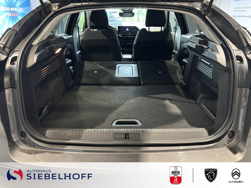 Citroen C4 Shine PureTech 130 EAT8 — photo 8