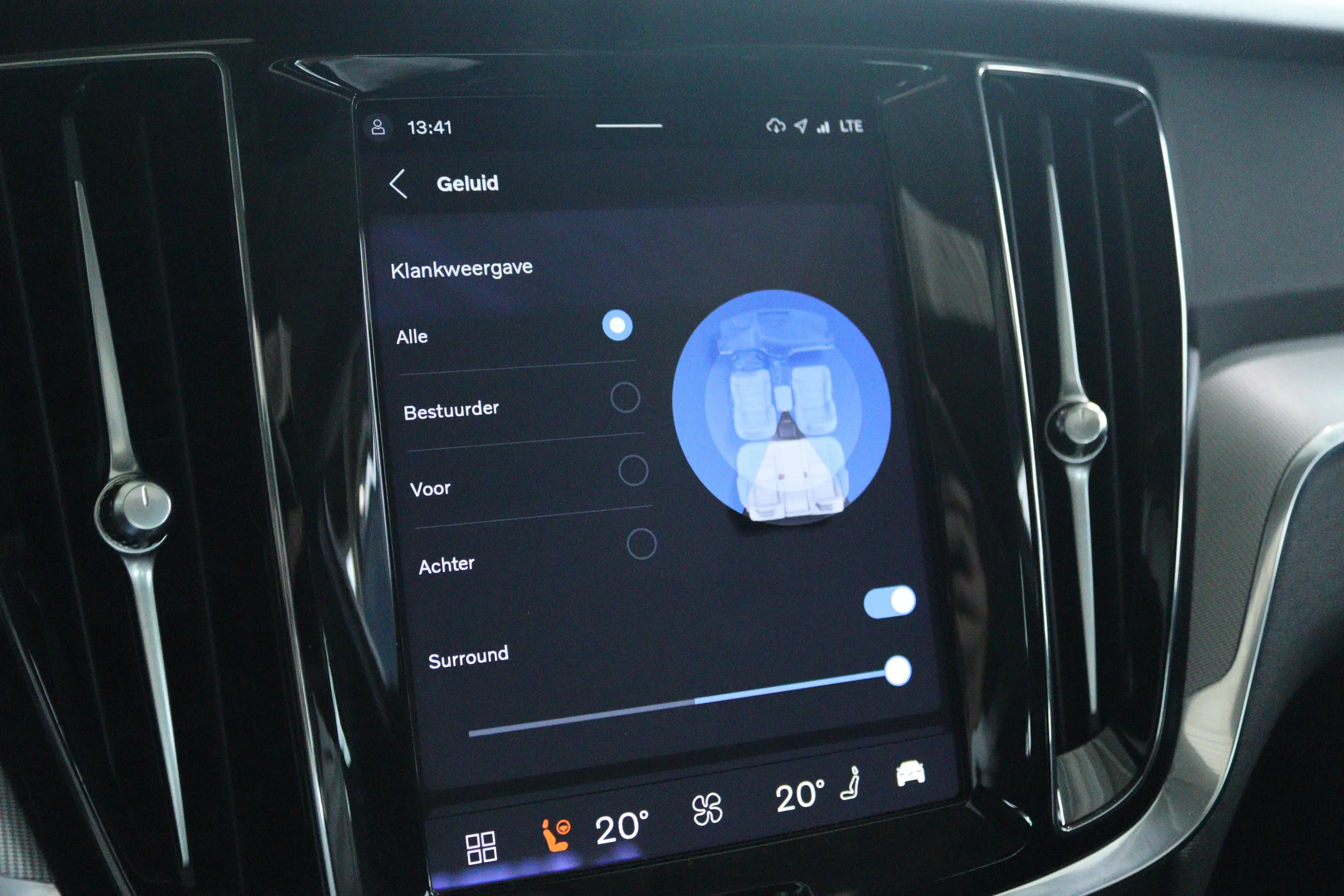 Volvo V60 2.0 B3 Plus Dark | Adapt. Cruise | Trekhaak | Schu — photo 42