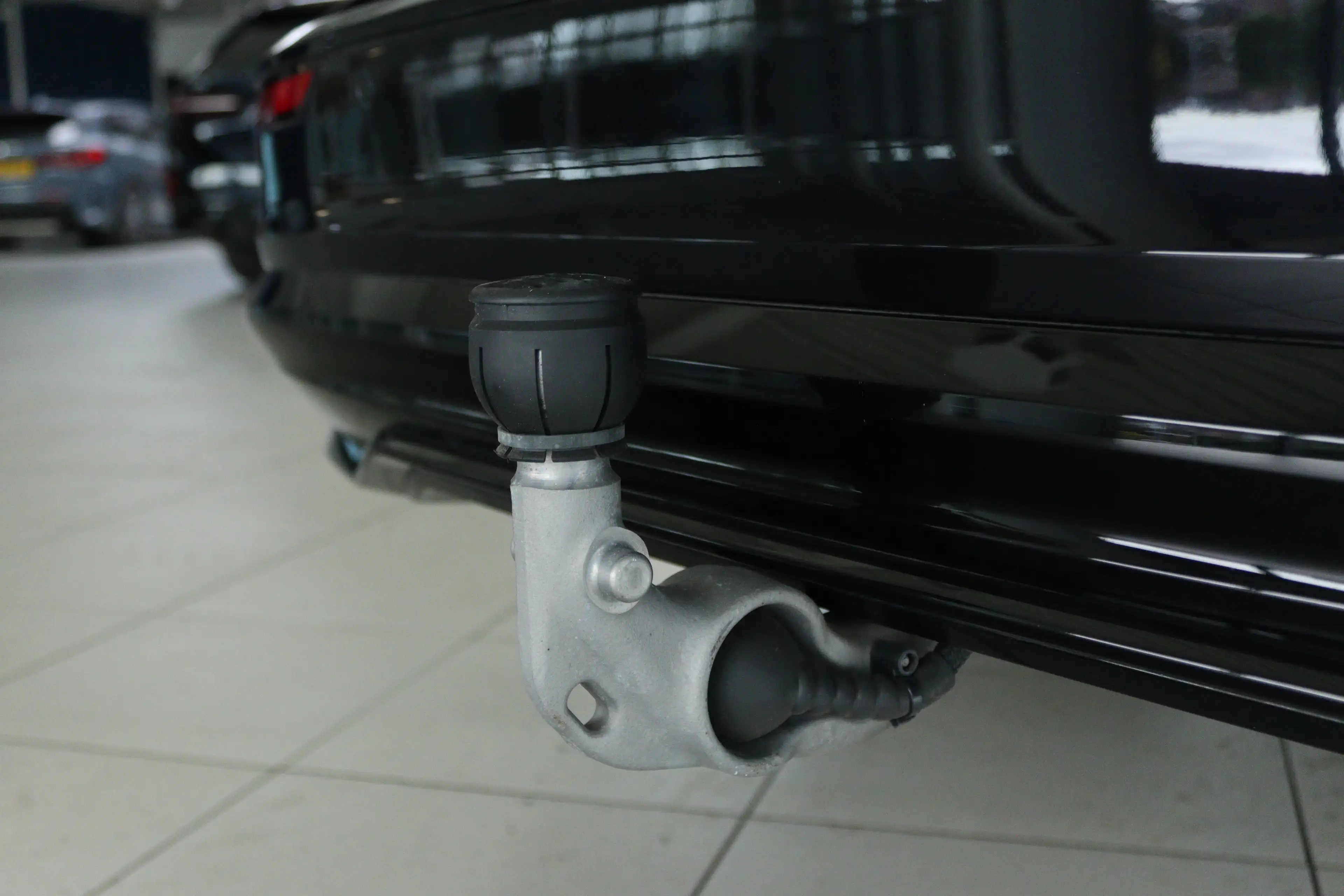 Volvo V60 2.0 B3 Plus Dark | Adapt. Cruise | Trekhaak | Schu — photo 15