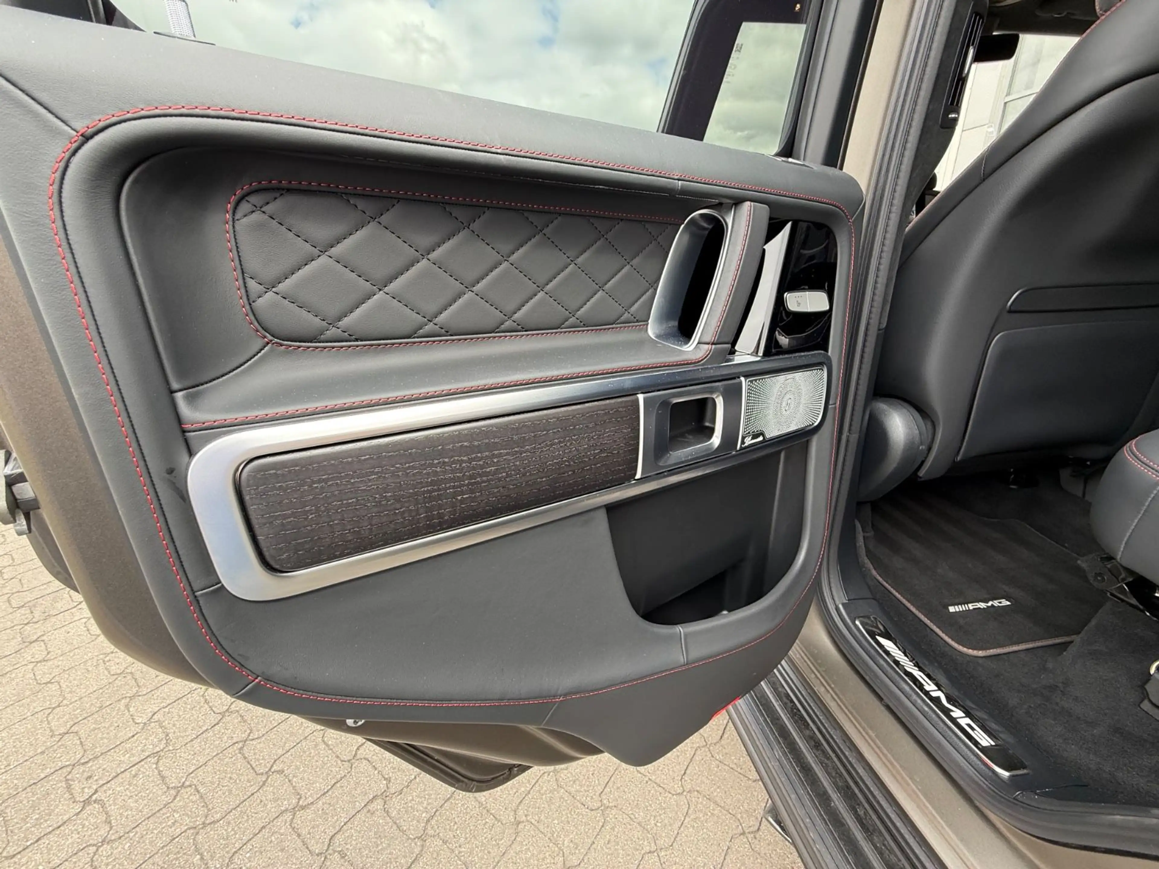 Mercedes-Benz G 63 AMG NIGHT-PAKET, SUPERIOR, 230.000 EUR UVP — photo 15