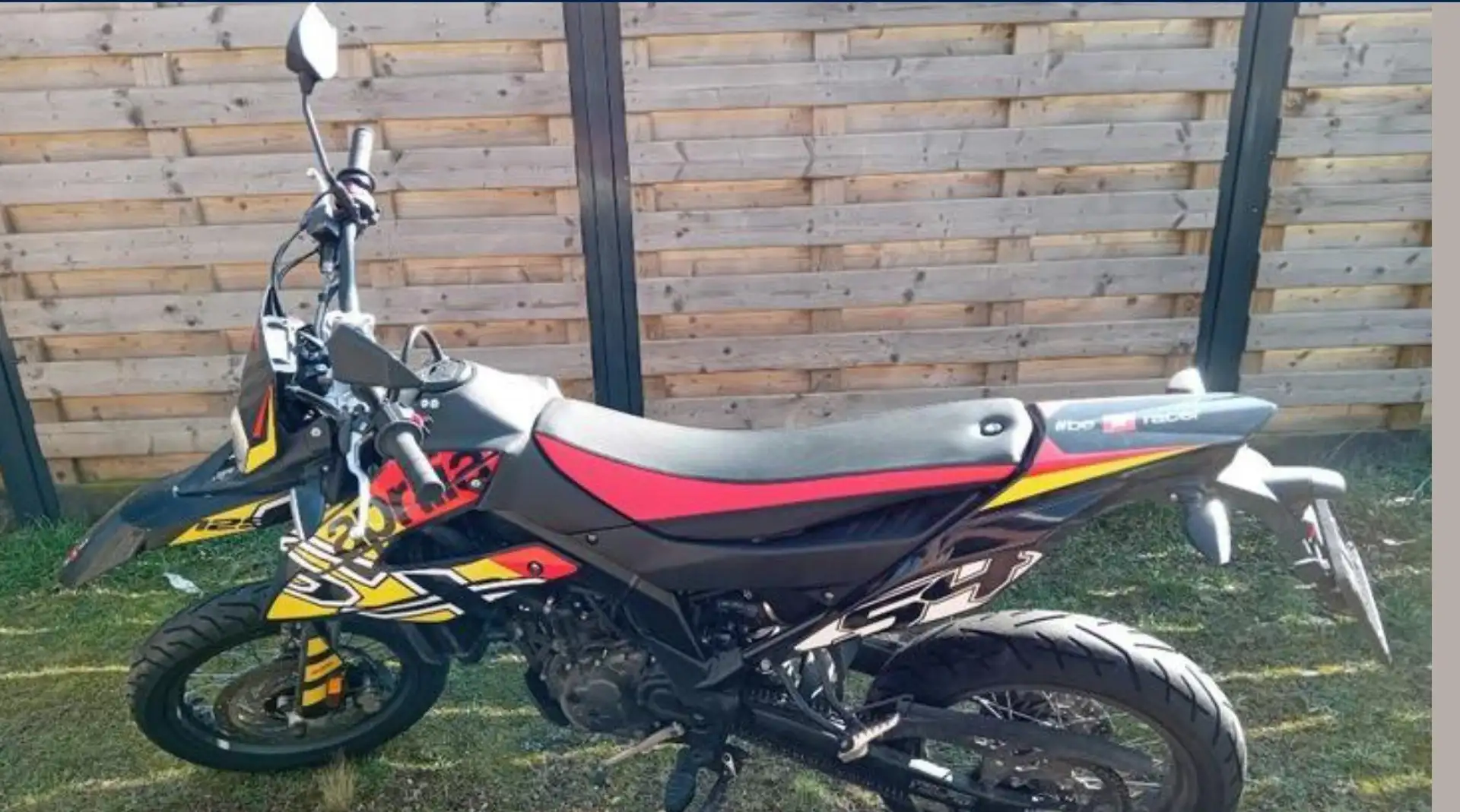 Aprilia SX 125 Noir - 1