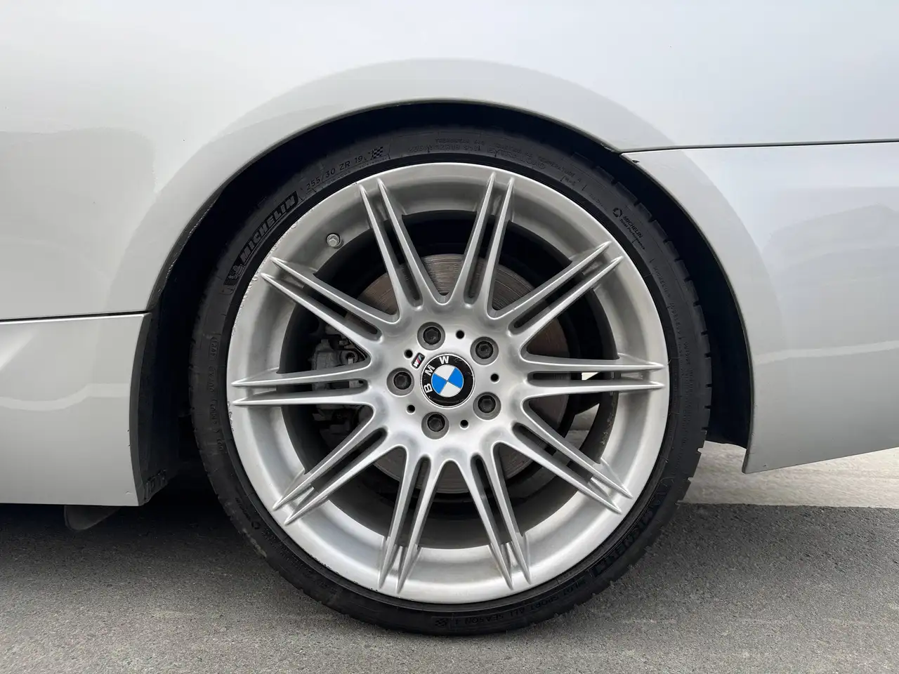 BMW 3 Series снимка BMW 3 Series