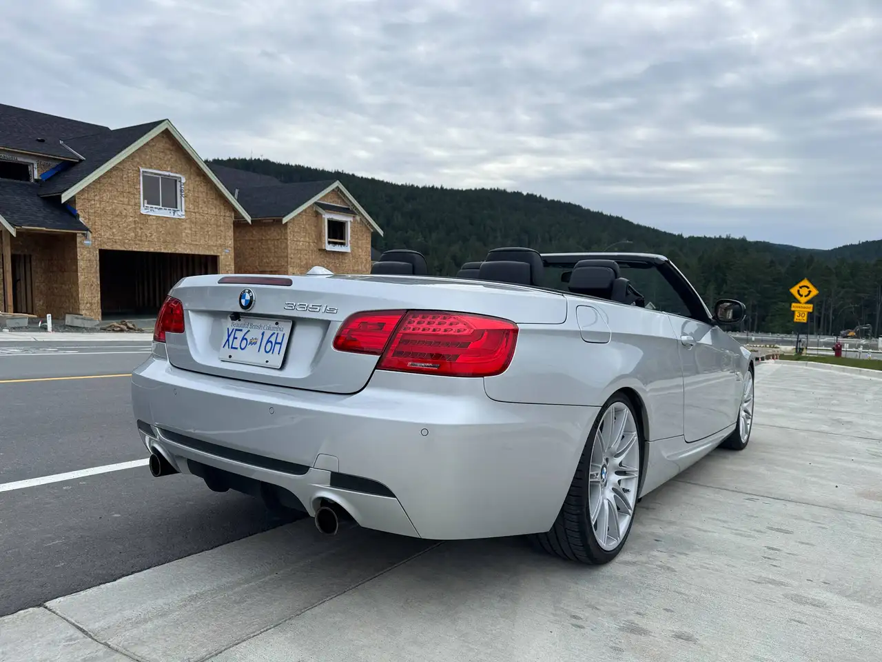 BMW 3 Series снимка BMW 3 Series