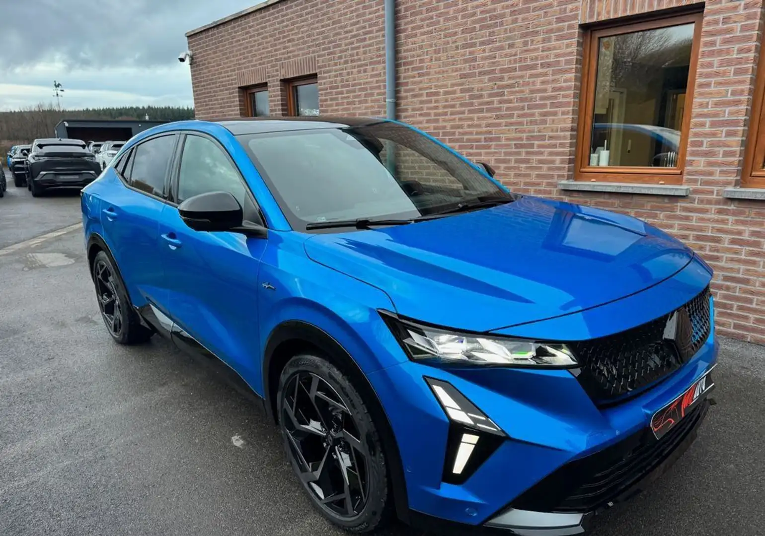 Renault Rafale HYPER HYBRID E-TECH 4X4 300 CV ateleir alpine 01-2026 bleu sommet full options neuf toit solaray harman kardon pack visio Blau - 1