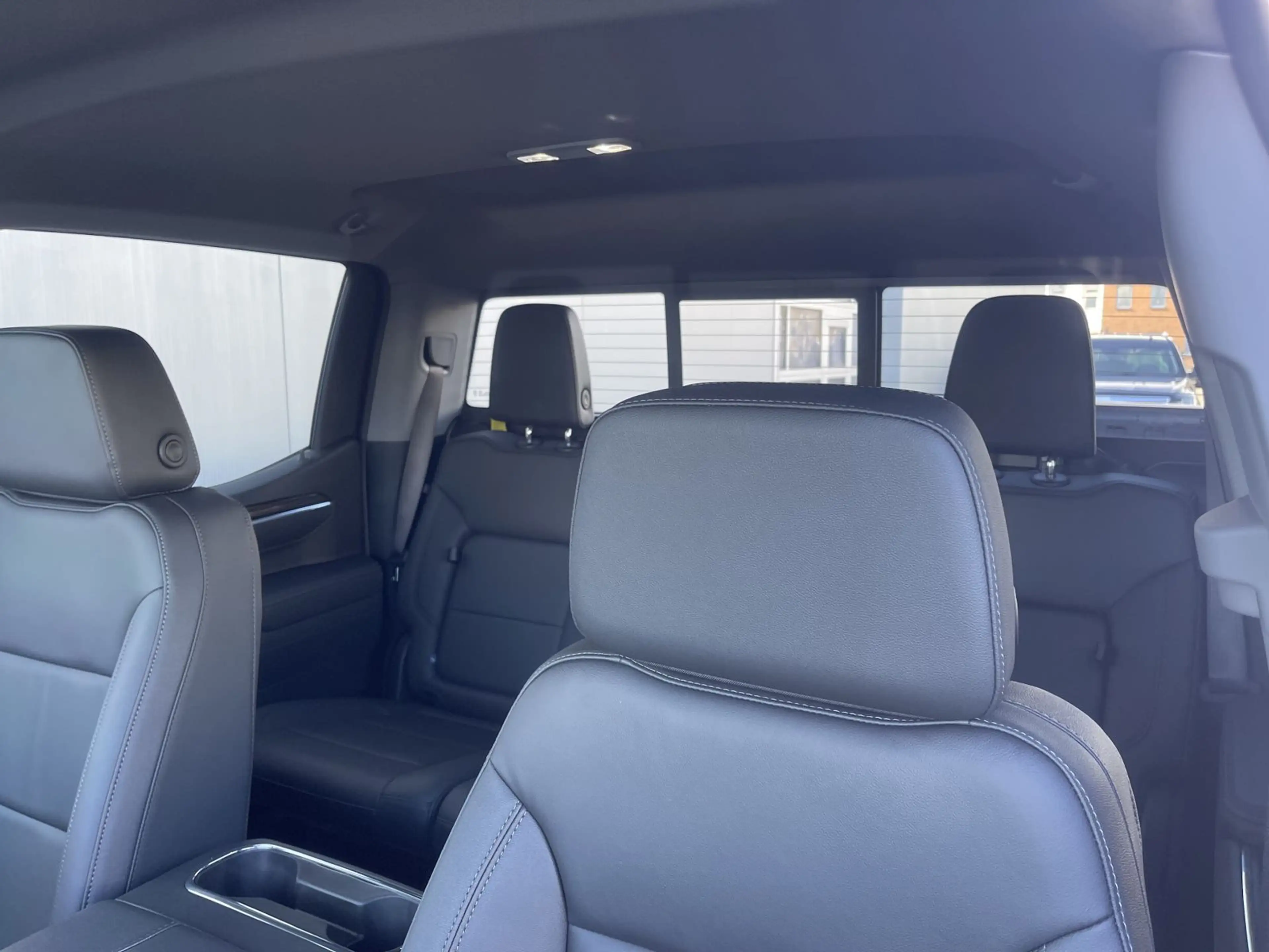 Chevrolet Silverado 1500 LT Trail Boss 6.2 V8 — photo 10