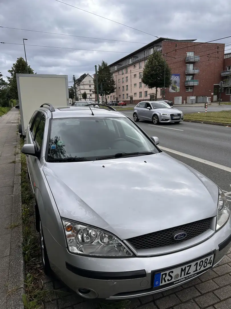 Ford Mondeo Turnier Ghia - 1