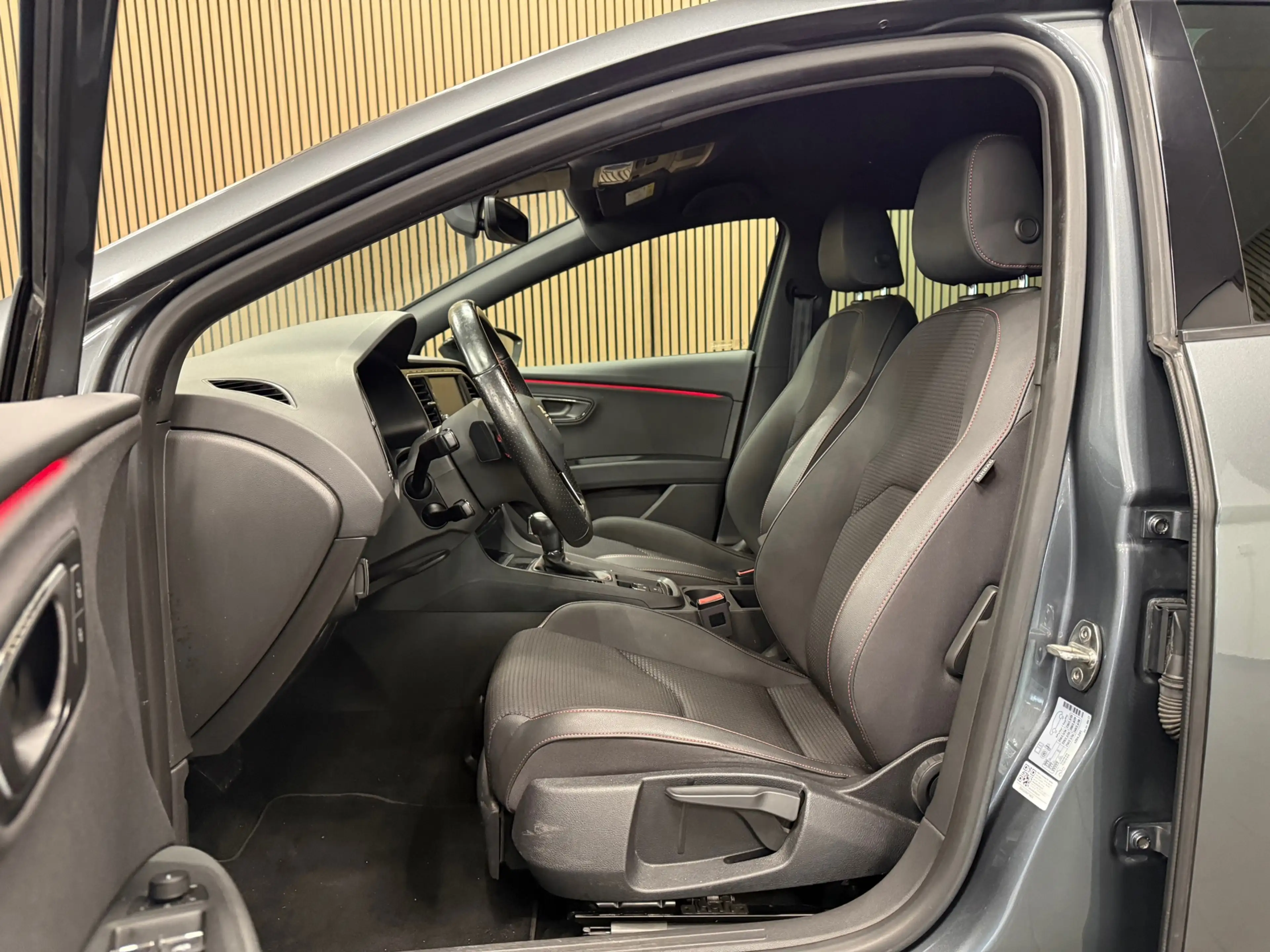 SEAT Leon 1.4 EcoTSI FR Business Intense * Automaat / Naviga — photo 11