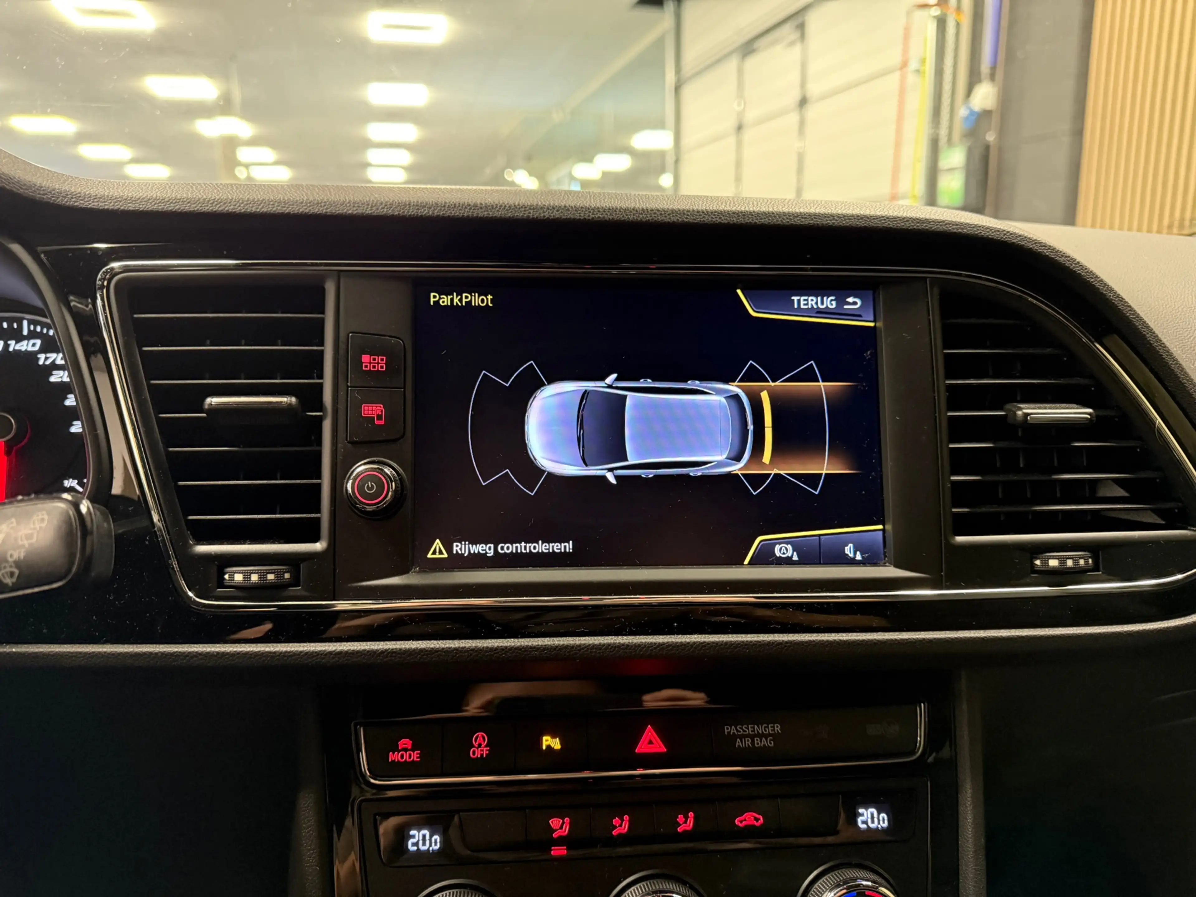 SEAT Leon 1.4 EcoTSI FR Business Intense * Automaat / Naviga — photo 18