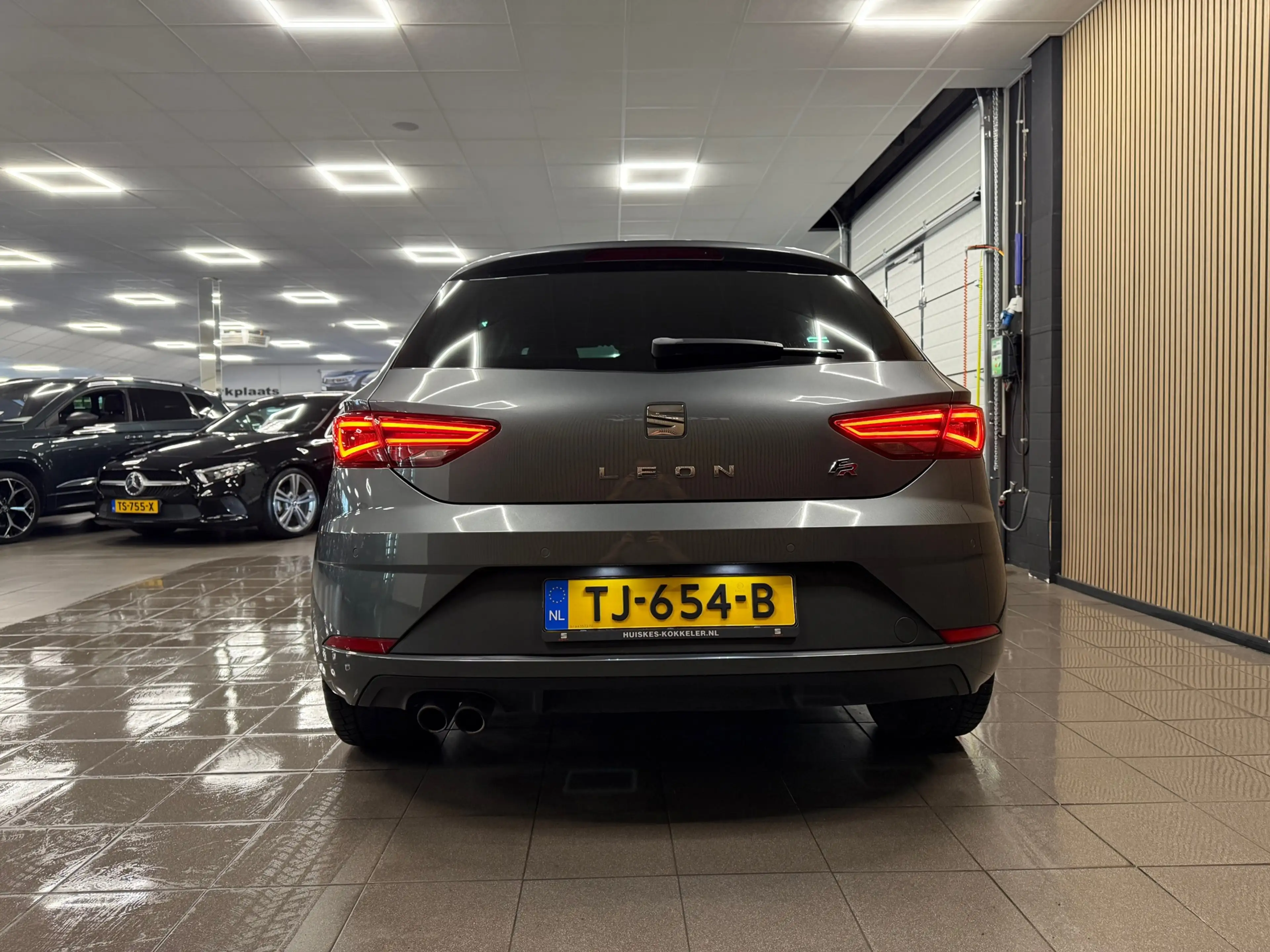 SEAT Leon 1.4 EcoTSI FR Business Intense * Automaat / Naviga — photo 4