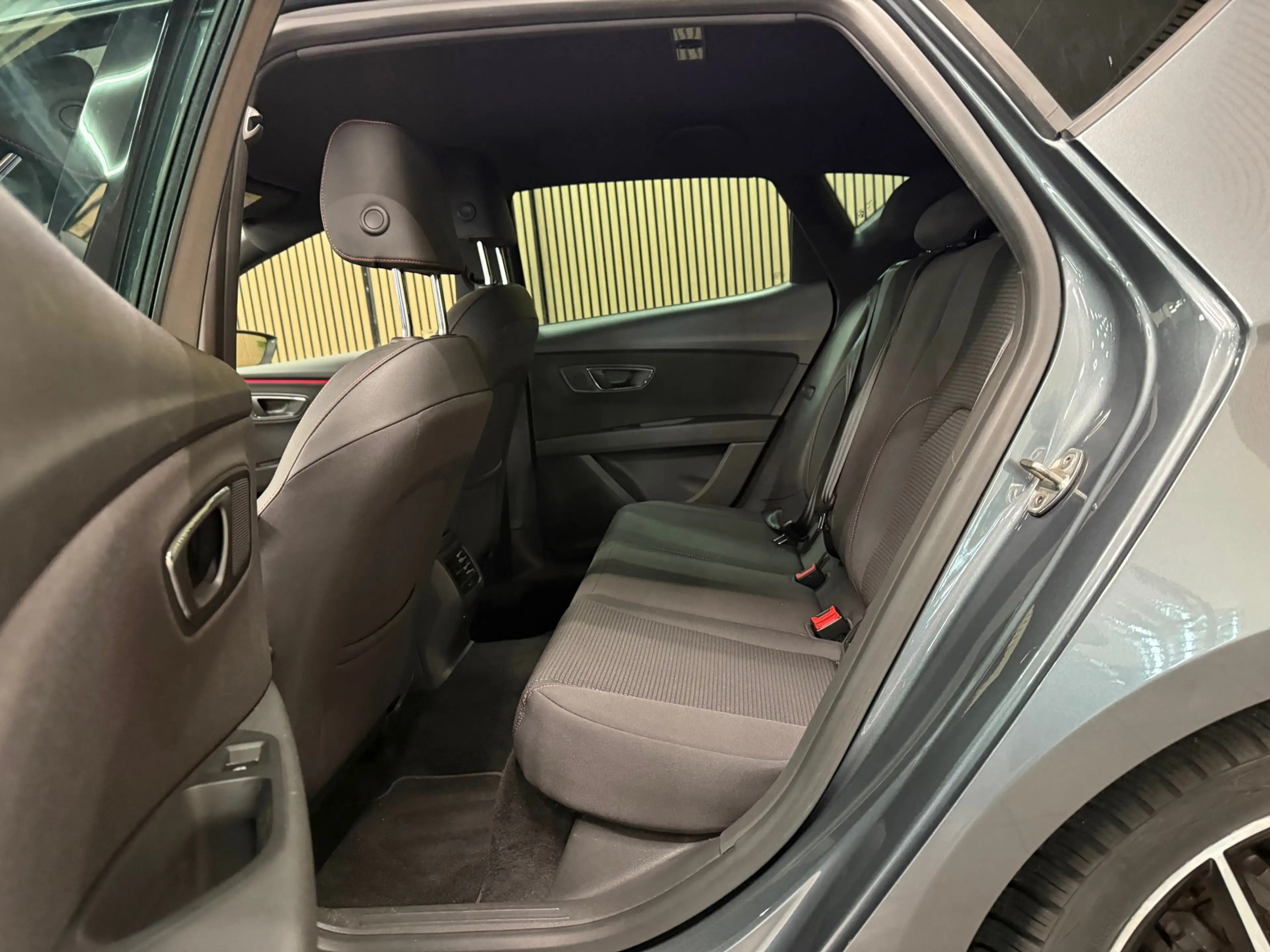 SEAT Leon 1.4 EcoTSI FR Business Intense * Automaat / Naviga — photo 22
