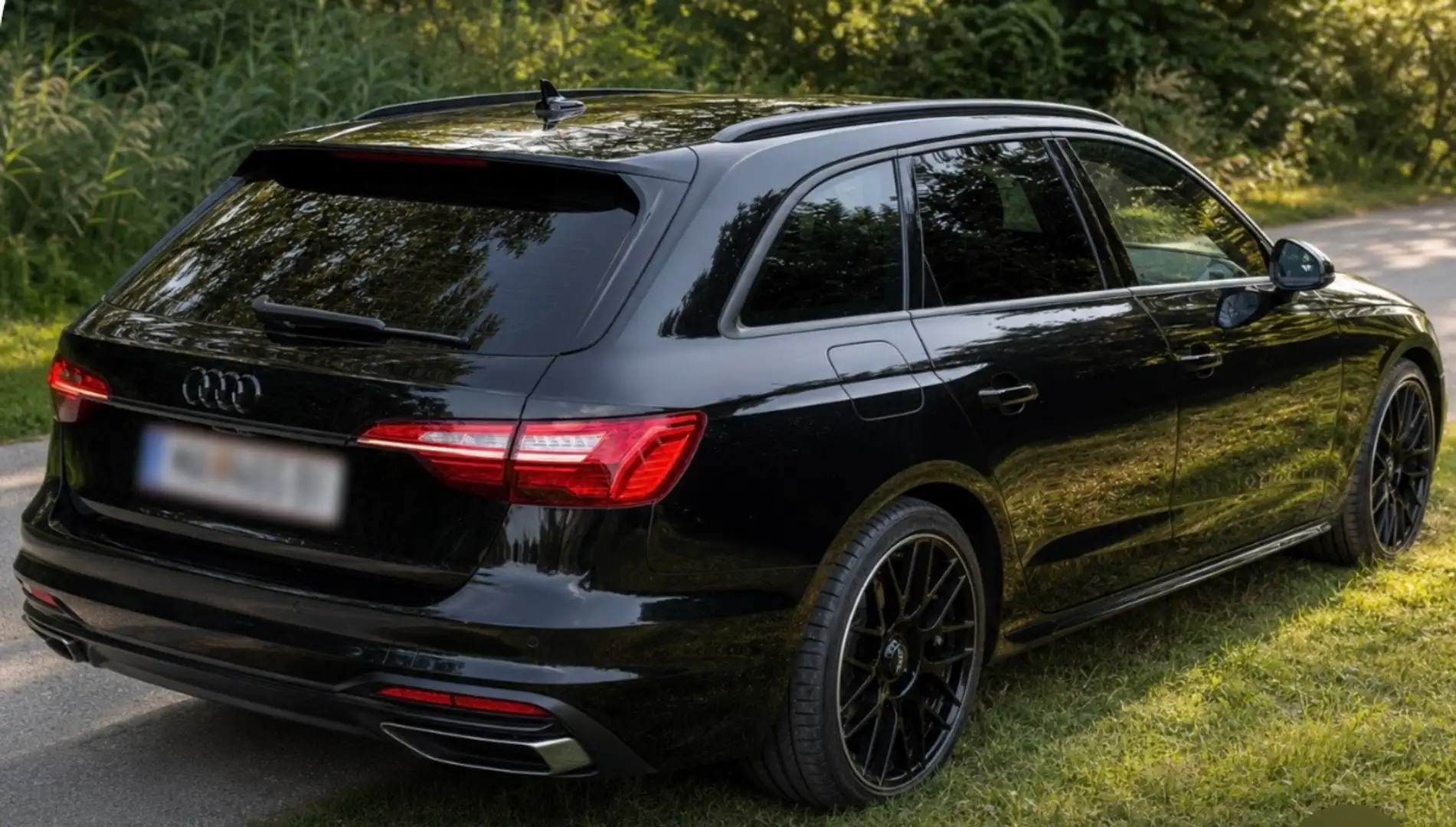 Audi A4 Audi A4 Avant 35 TDI Eleganz trifft Fahrspaß, sehr gepflegt, sofort verfügbar Schwarz - 2