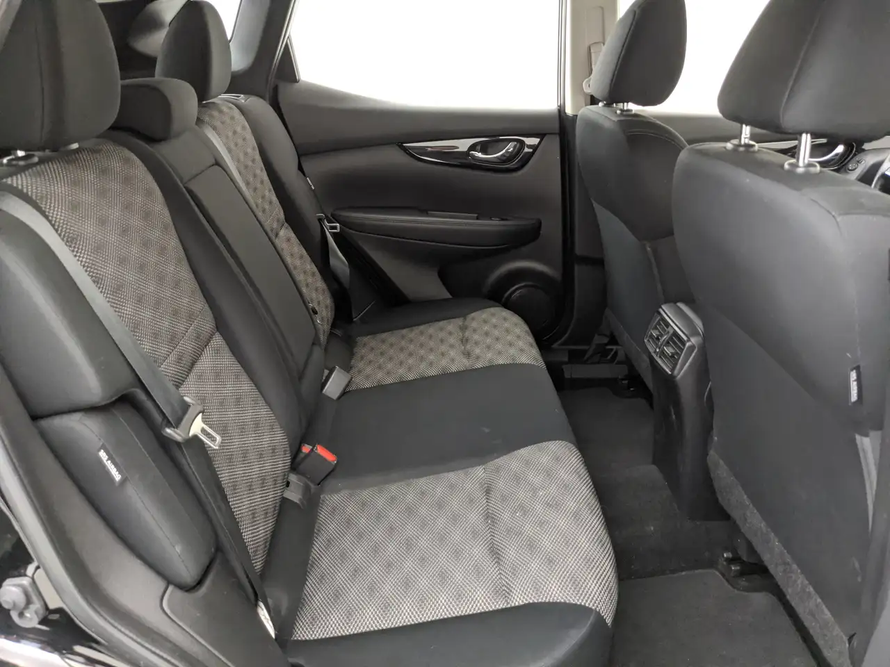 Nissan Qashqai снимка Nissan Qashqai