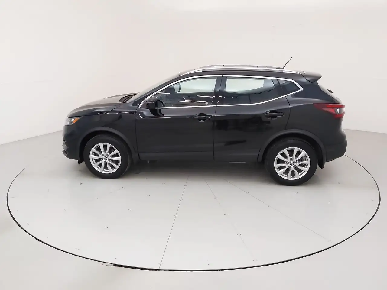 Nissan Qashqai снимка Nissan Qashqai