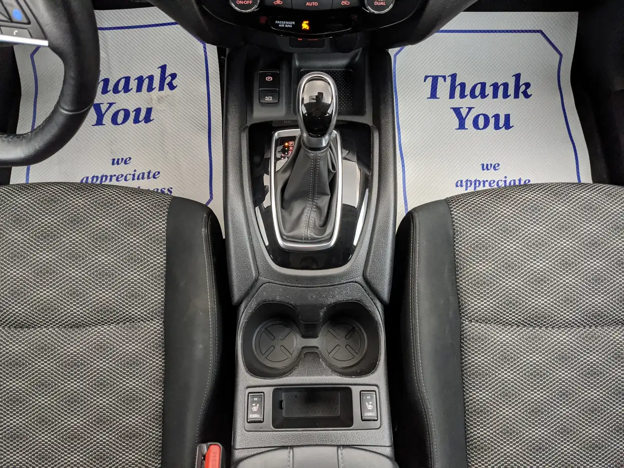 Nissan Qashqai снимка Nissan Qashqai