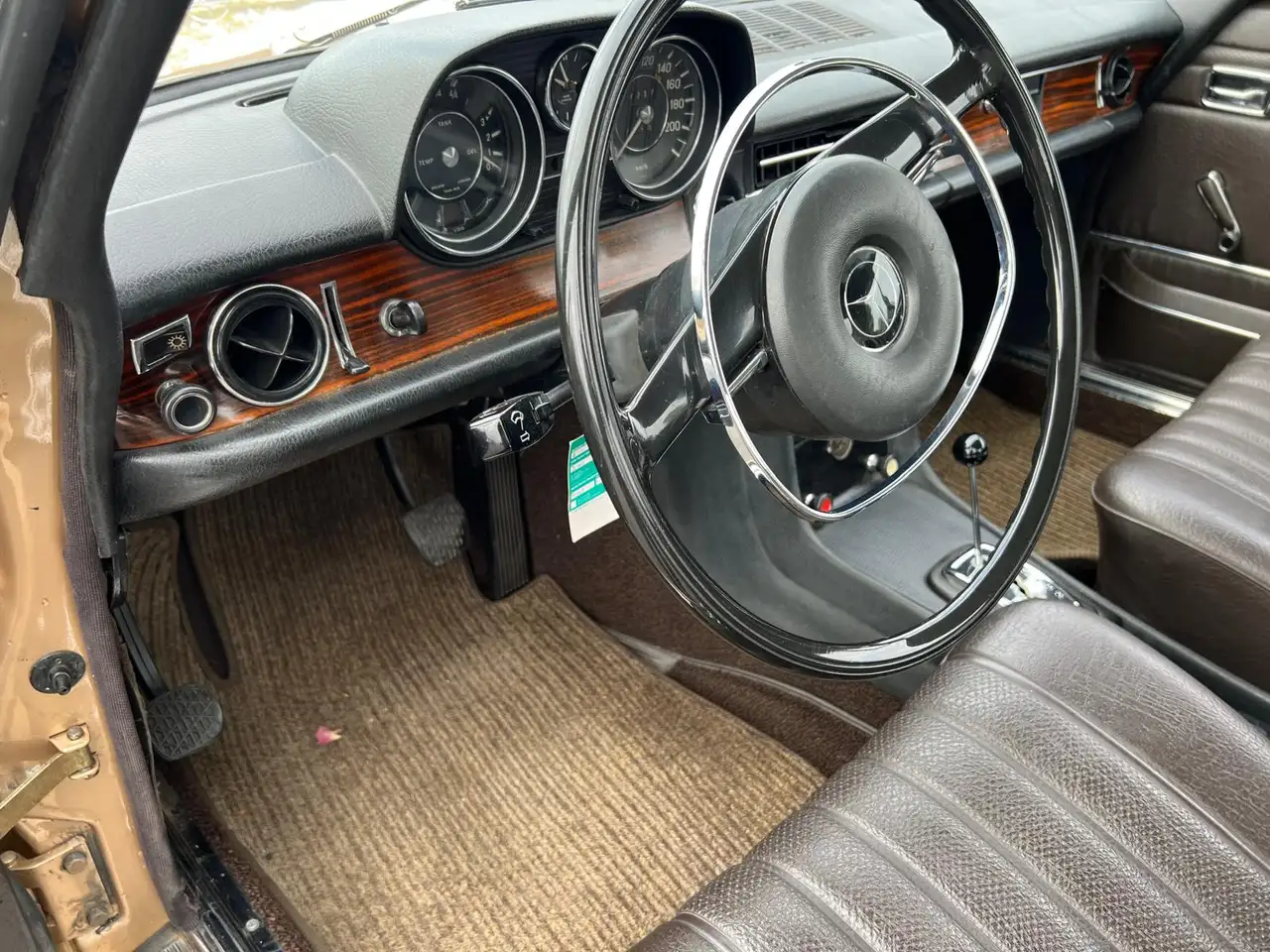 Mercedes-Benz 250CE, foto 6