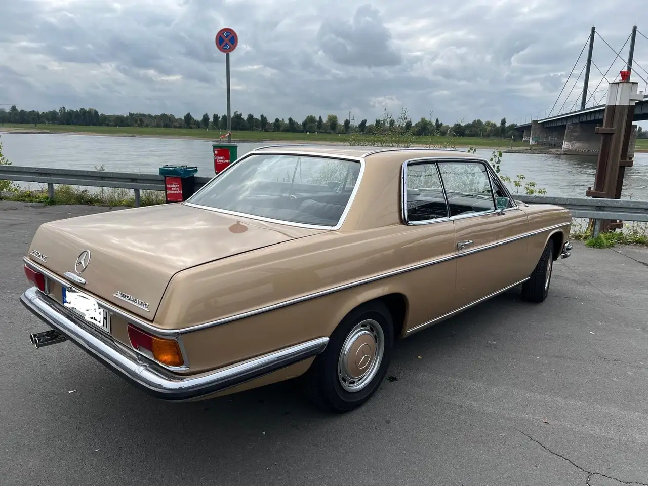 Mercedes-Benz 250CE, foto 2