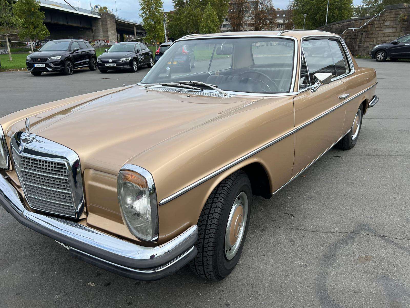 Second hand Mercedes Benz 250 