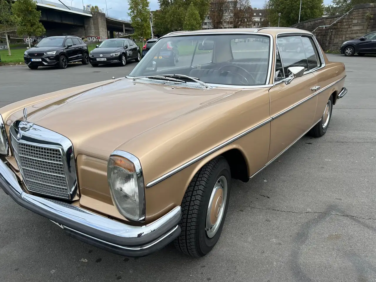 Mercedes-Benz 250CE, foto 1