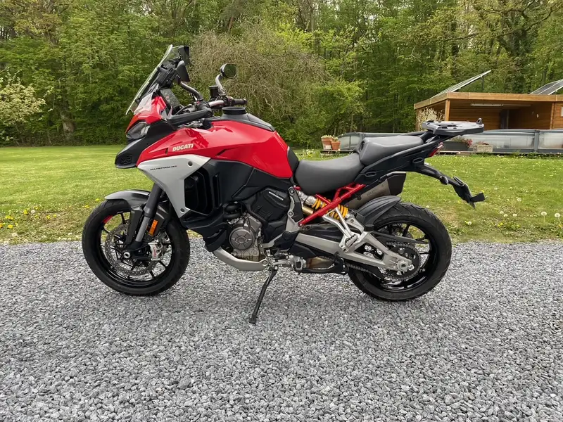 Ducati MULTISTRADA V4 S