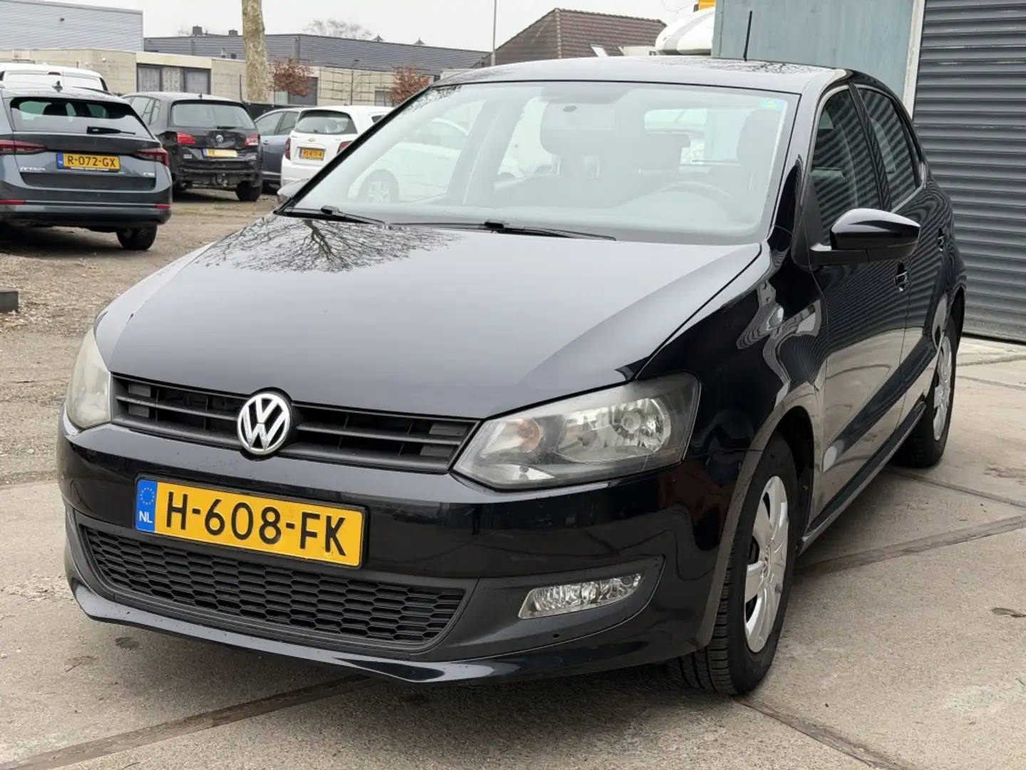 Volkswagen Polo 1.2 Easyline Schwarz - 1