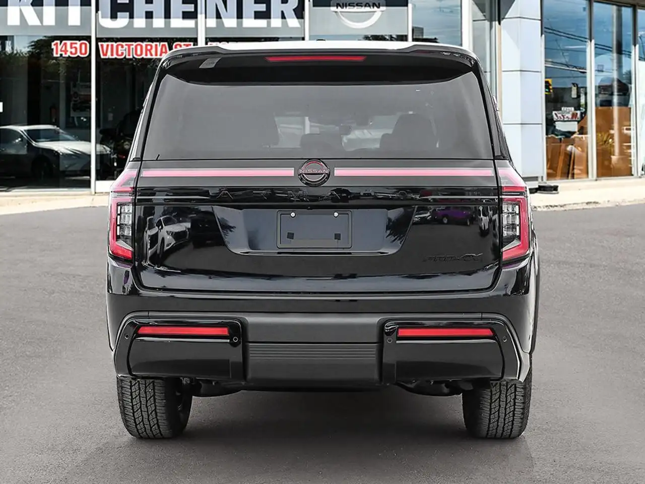 Nissan Armada снимка Nissan Armada