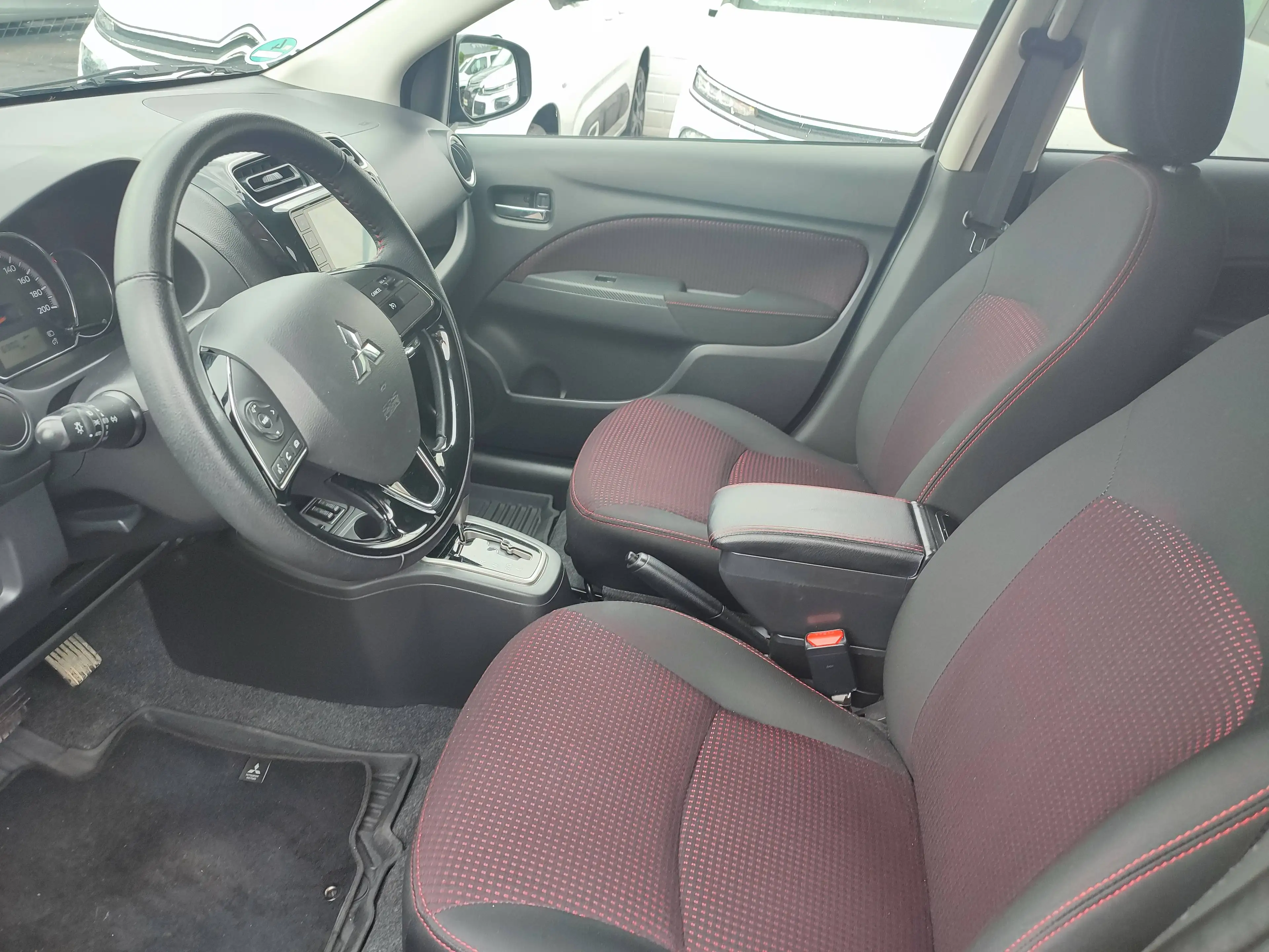 Mitsubishi Space Star Space Star Klima/Kamera/Alu/Automatik — photo 5