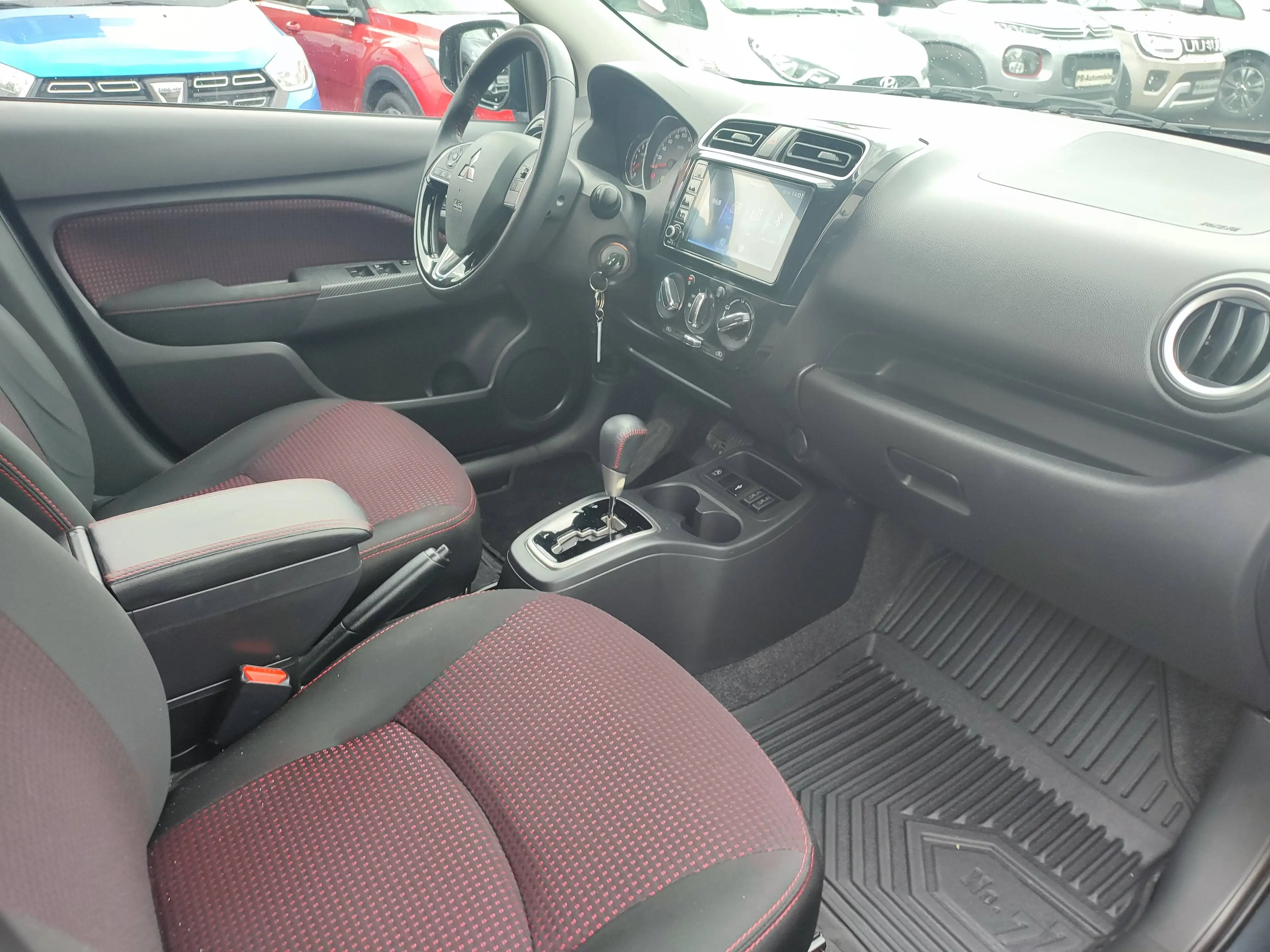 Mitsubishi Space Star Space Star Klima/Kamera/Alu/Automatik — photo 12