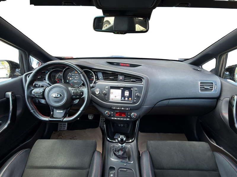 Kia Ceed / cee'd 1.6 TGDI | GT-TRACK | NAVI | RF-KAMERA | — photo 8