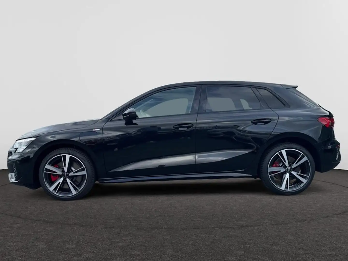 Audi A3 Sportback Sportback Competition 45 TFSI e 245 ch S tronic Negro - 2