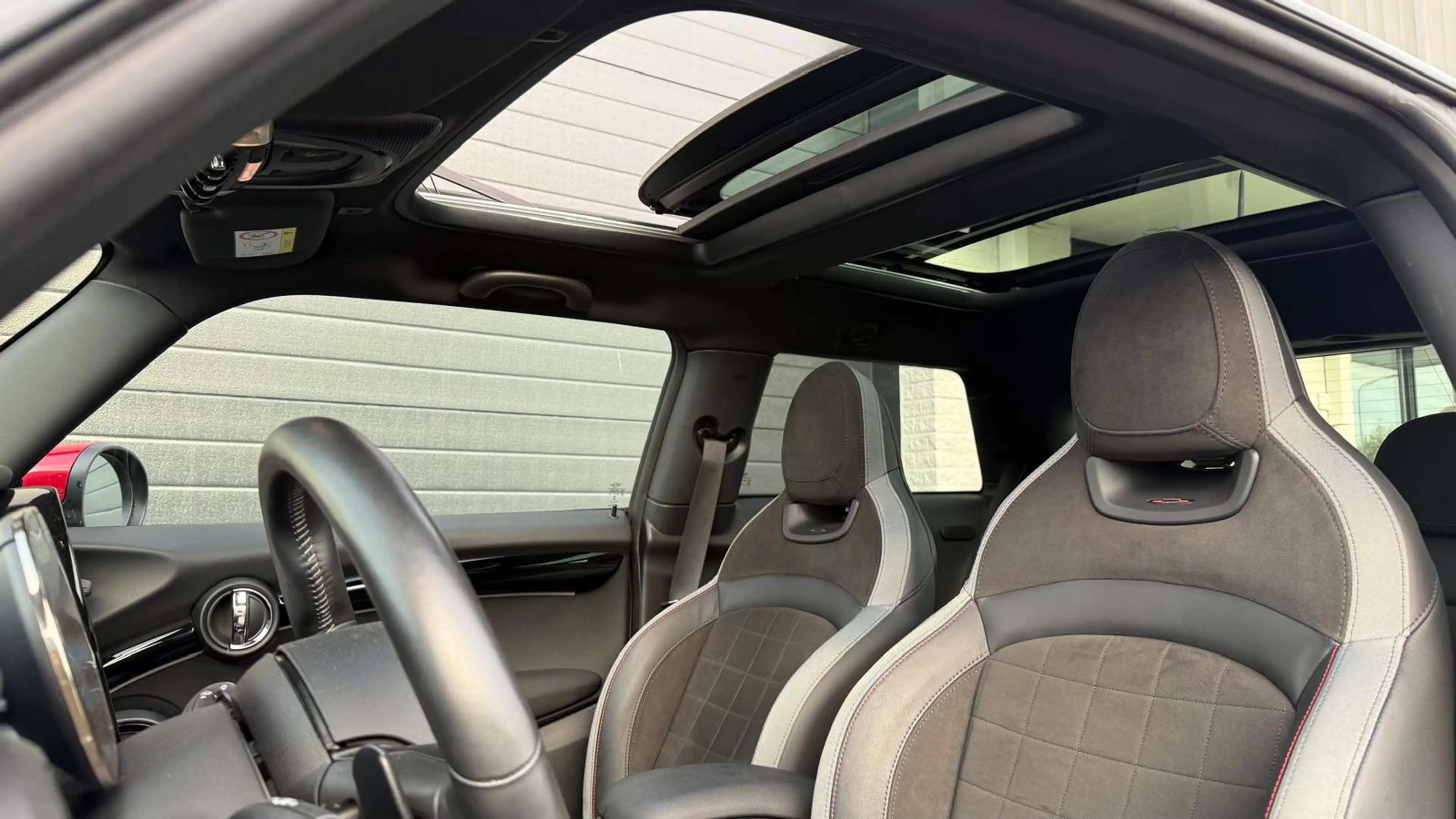 MINI John Cooper Works 3-Deurs 2.0 JCW Pack | Pano | HUD | Camera | CarPl — photo 10