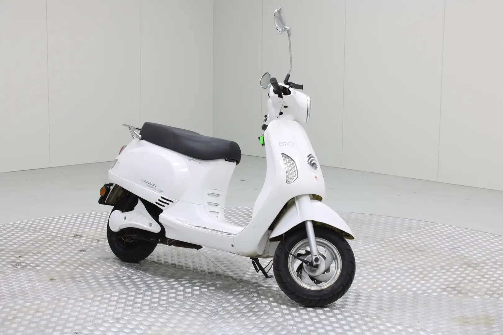 Overig EMCO Electric Snorscooter Novantic incl. BTW Wit - 2