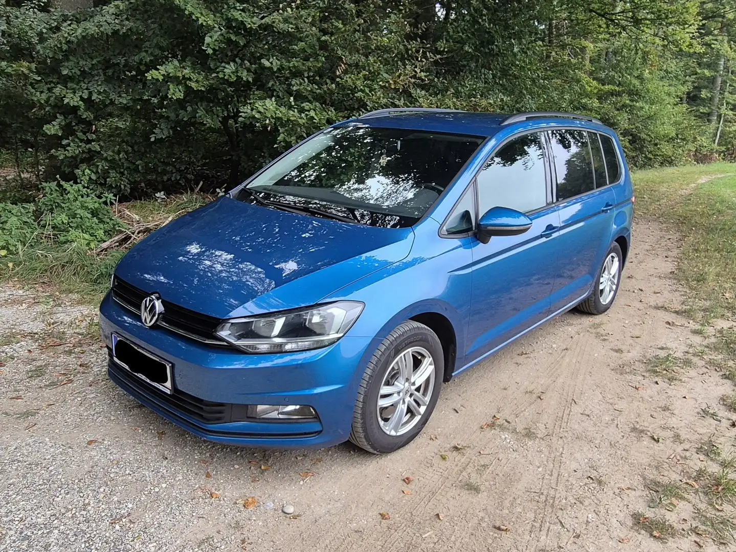Volkswagen Touran Touran Comfortline 1,6 SCR TDI Comfortline Blau - 1