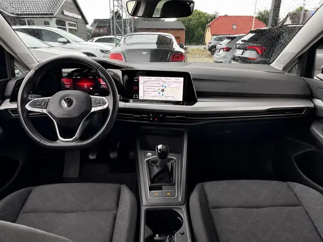 Volkswagen Golf view 13