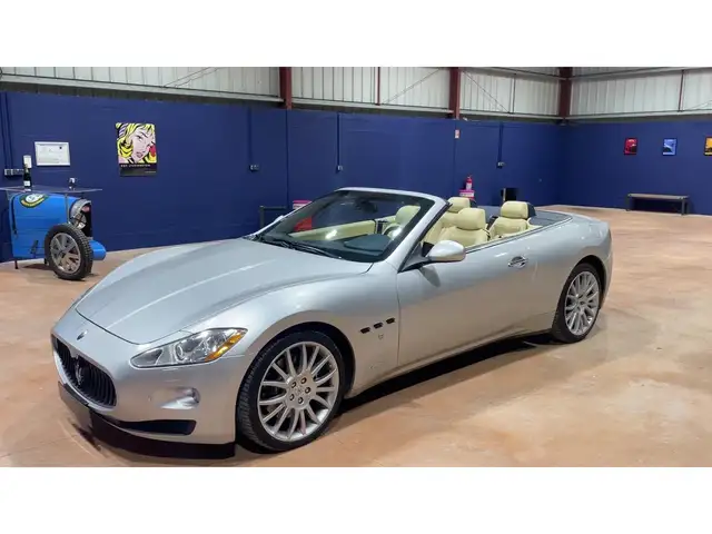 Maserati GranCabrio 4.7i V8 - 440 - BVA CABRIOLET - Garantie 12 mois