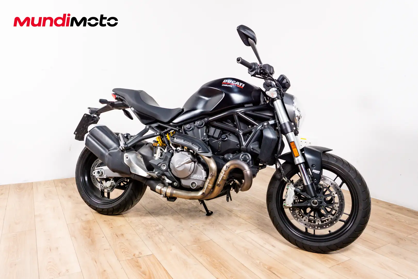 Ducati Monster 821 - 2