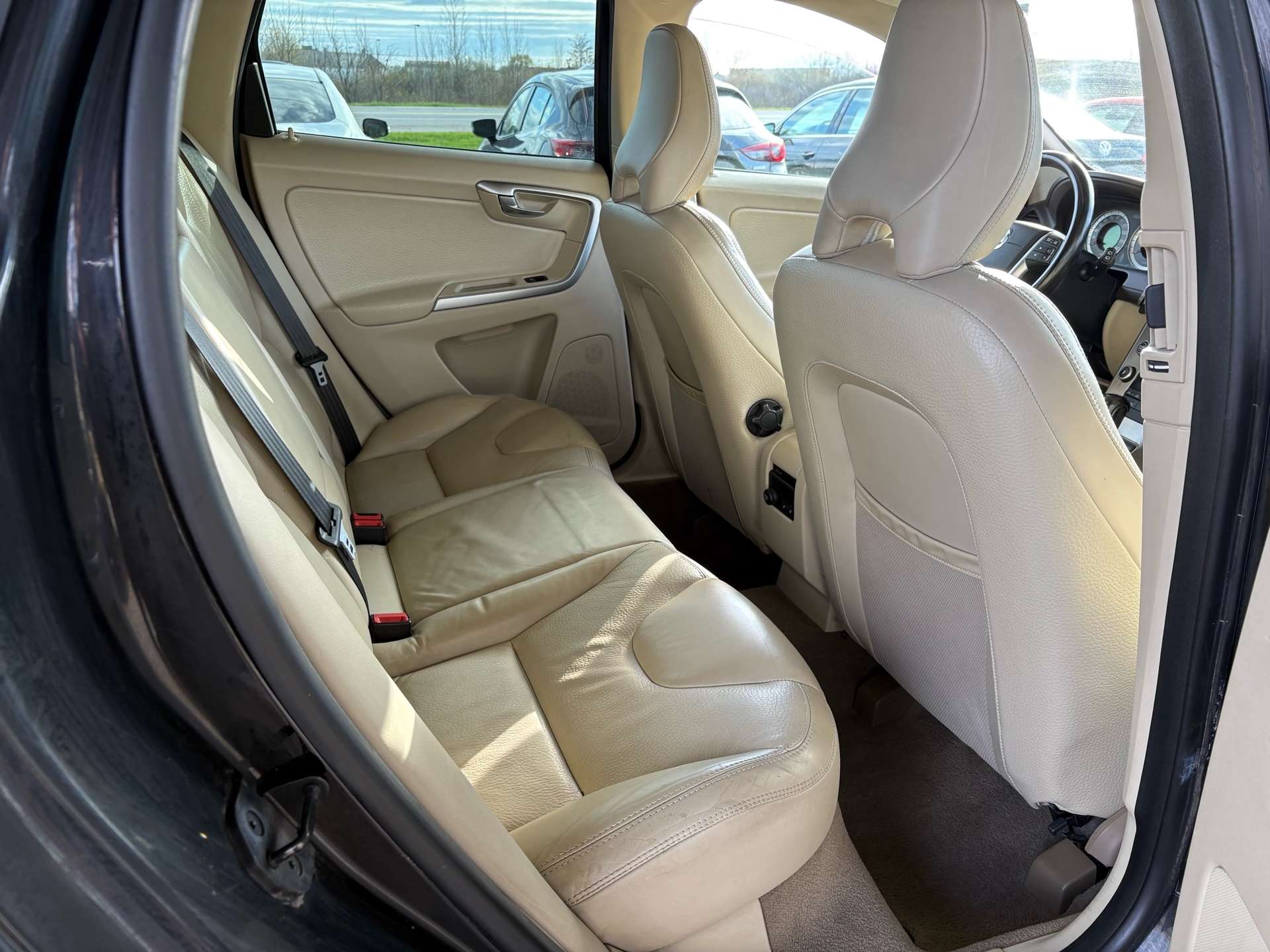 2011 Volvo XC60 AWD 3.0L T6 Level III I COMPLETE SERVICE HISTORY thumb 14