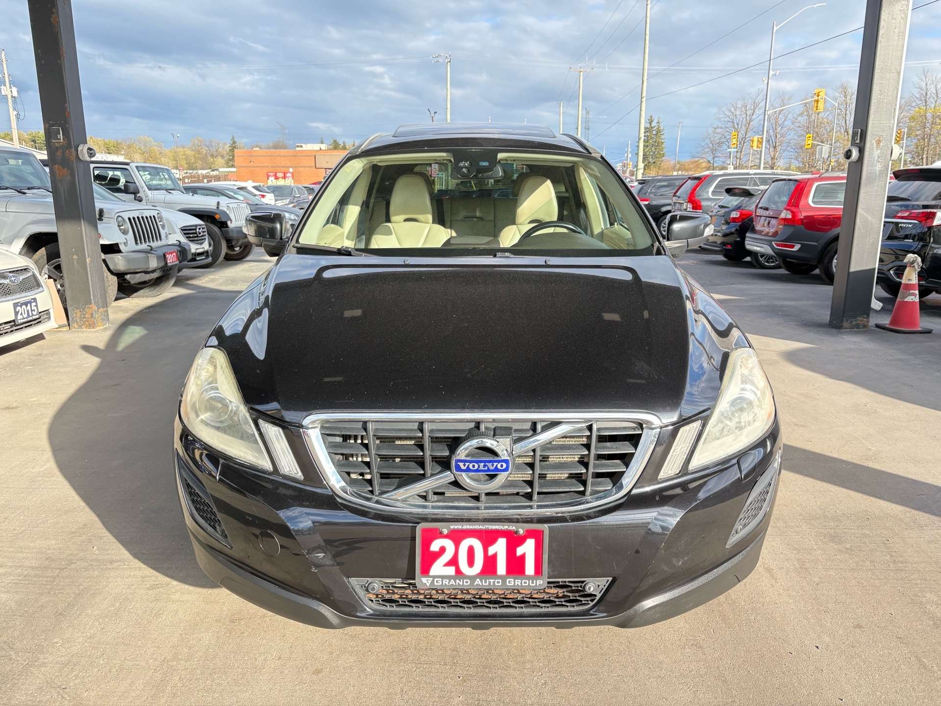 2011 Volvo XC60 AWD 3.0L T6 Level III I COMPLETE SERVICE HISTORY thumb 9