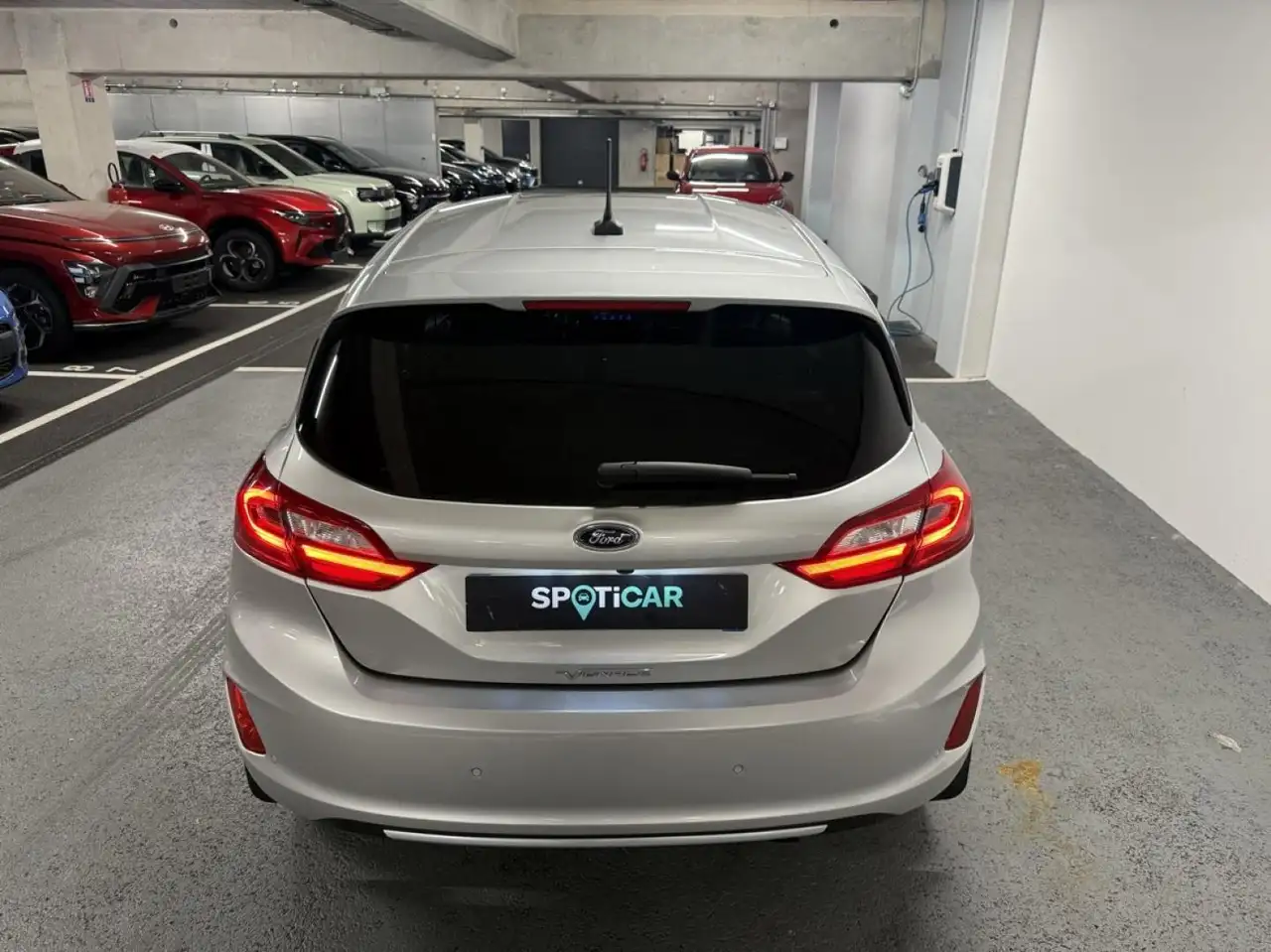 Ford Fiesta 5 portes — photo 4