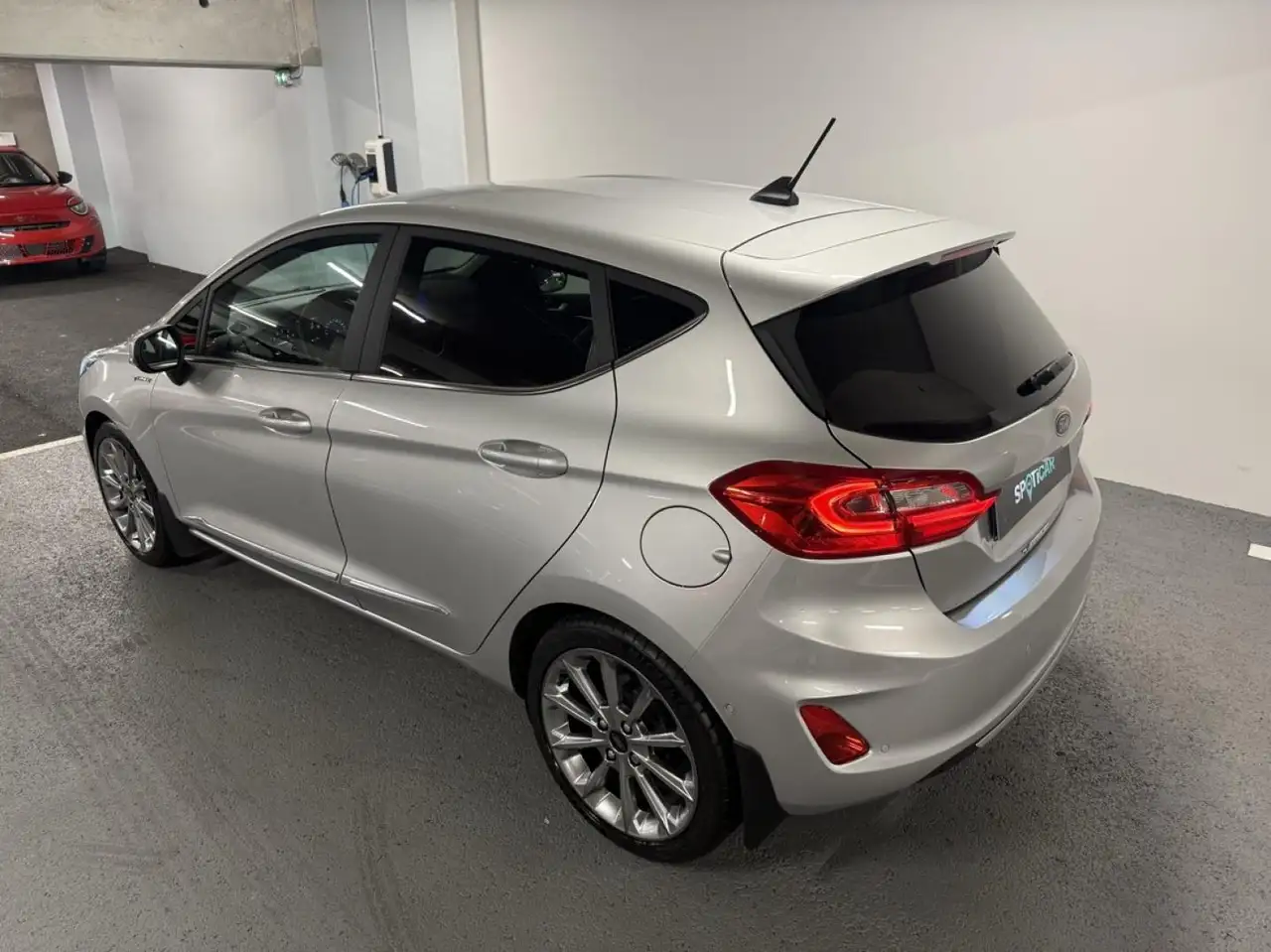 Ford Fiesta 5 portes — photo 3