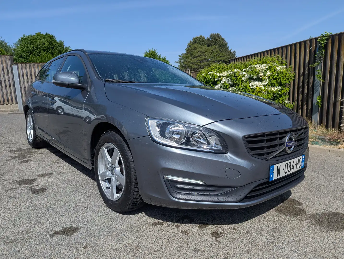 Volvo V60 V60 D2 120 ch Stop VO: - 1