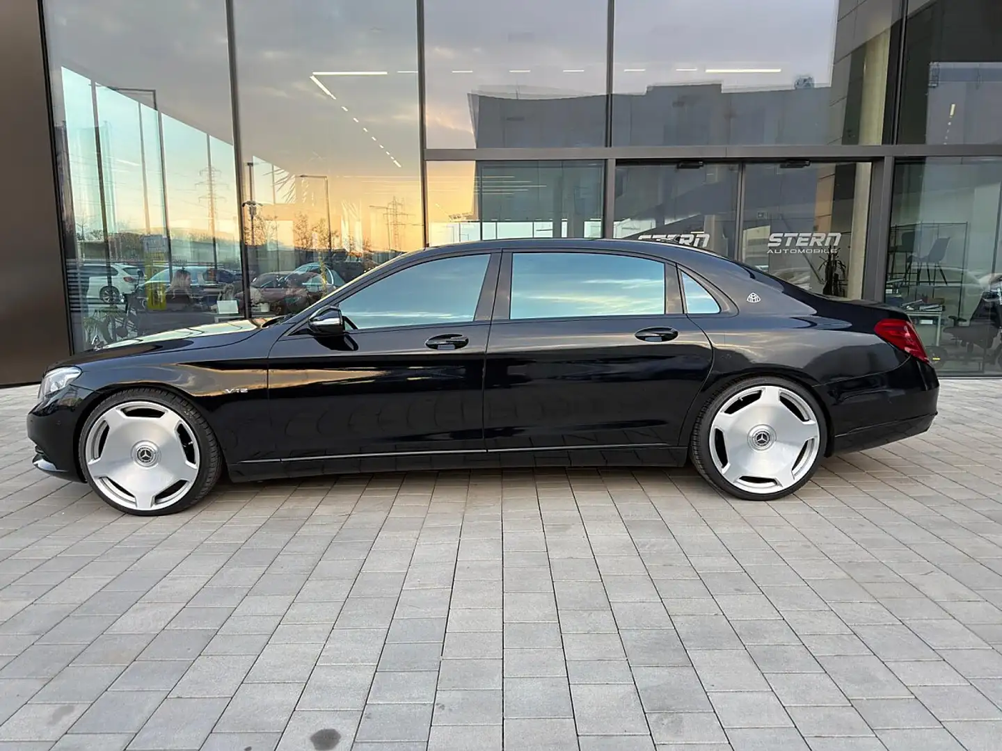 Mercedes-Benz S 600 Maybach Aut. *NIGHT VISION* BURMESTER* MASSAGE*... Schwarz - 2