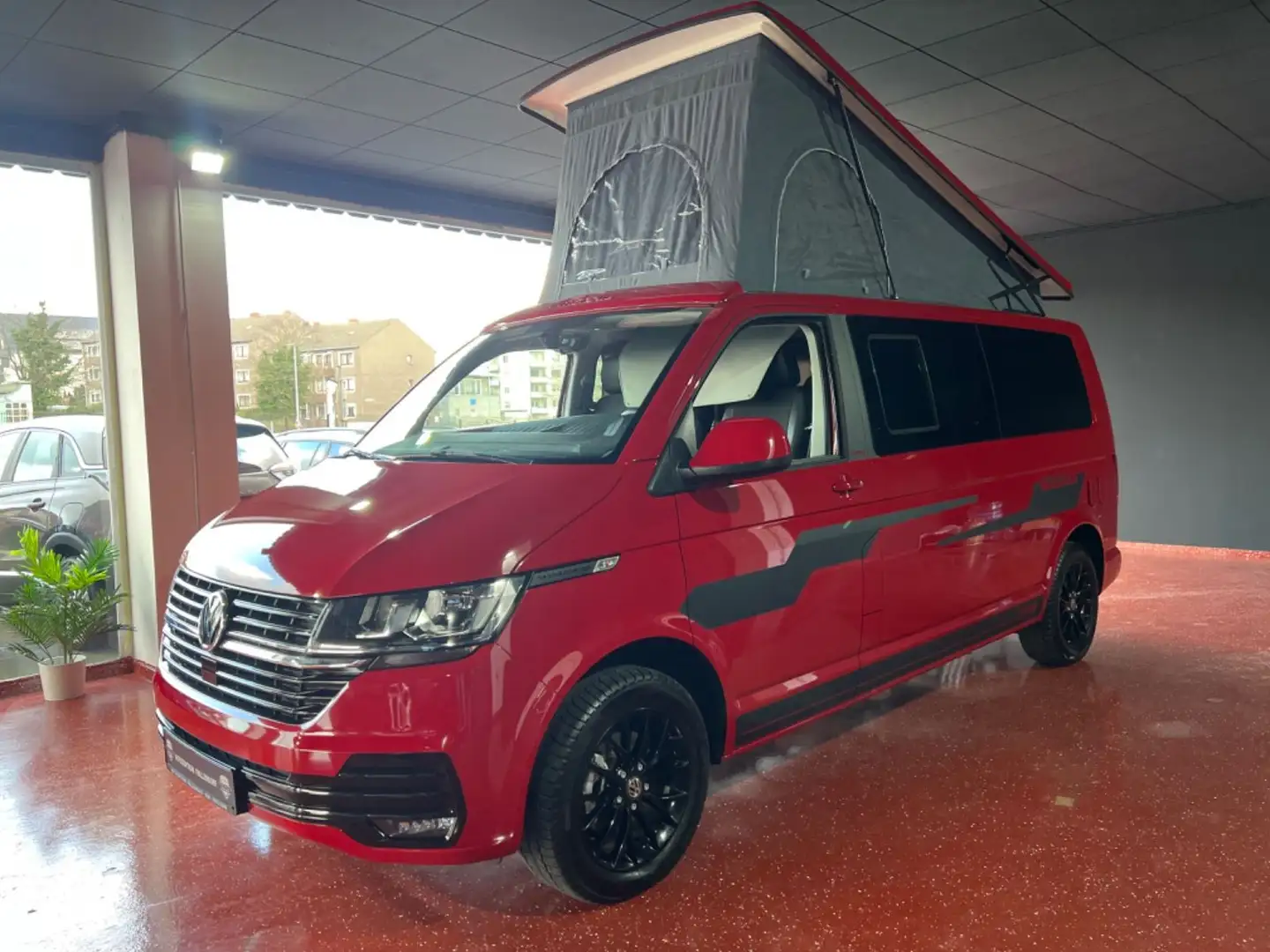 Volkswagen T6 California T6.1 California CAMPER/LANG/7 SITZER/SH/SOLAR! Rot - 1